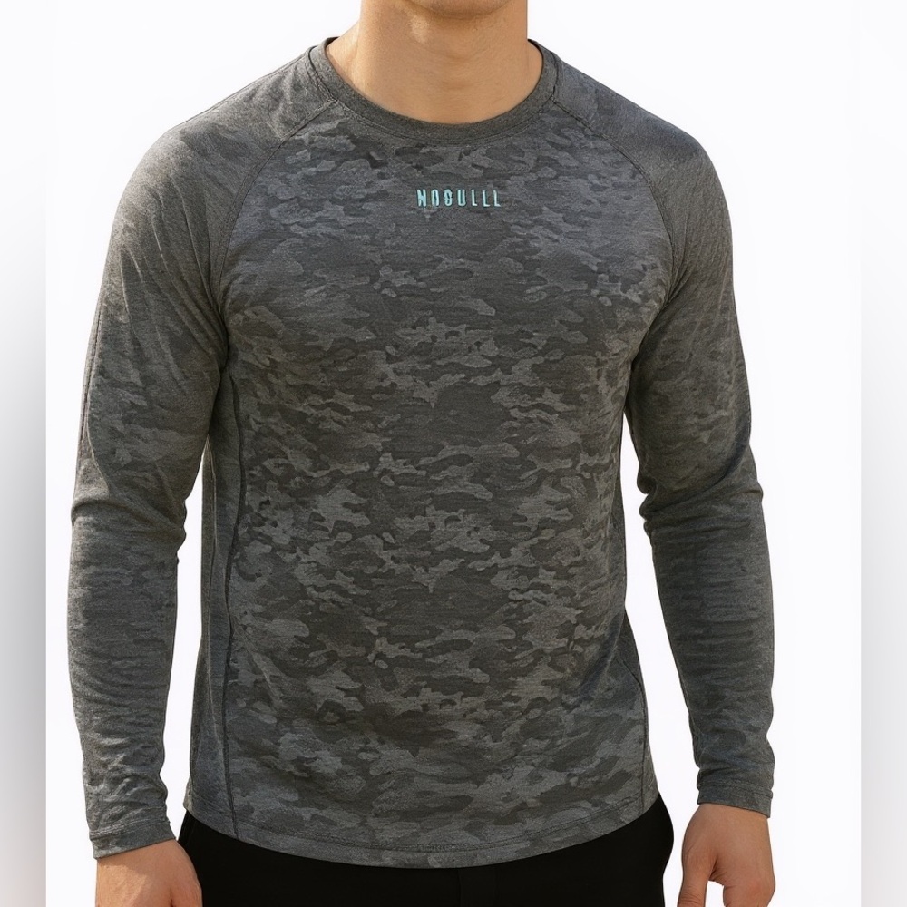 NOBULL Men’s Lightweight Textured Long Sleeve Camo XL